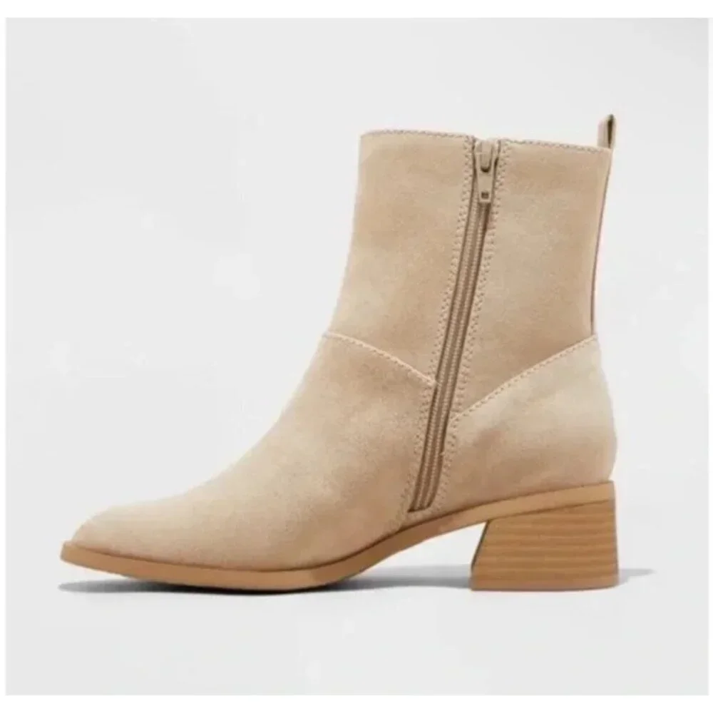 Universal Thread Women’s Ashley Low Block Faux Suede Ankle Boots size 6 NWT